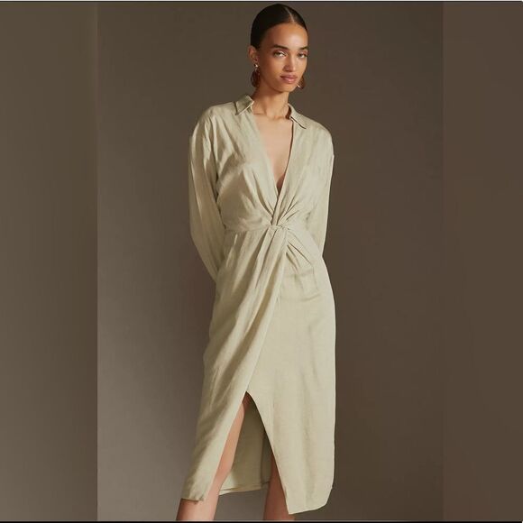 Anthropologie Dresses & Skirts - Anthropologie - V-Neck Knot Front Midi Dress size 8